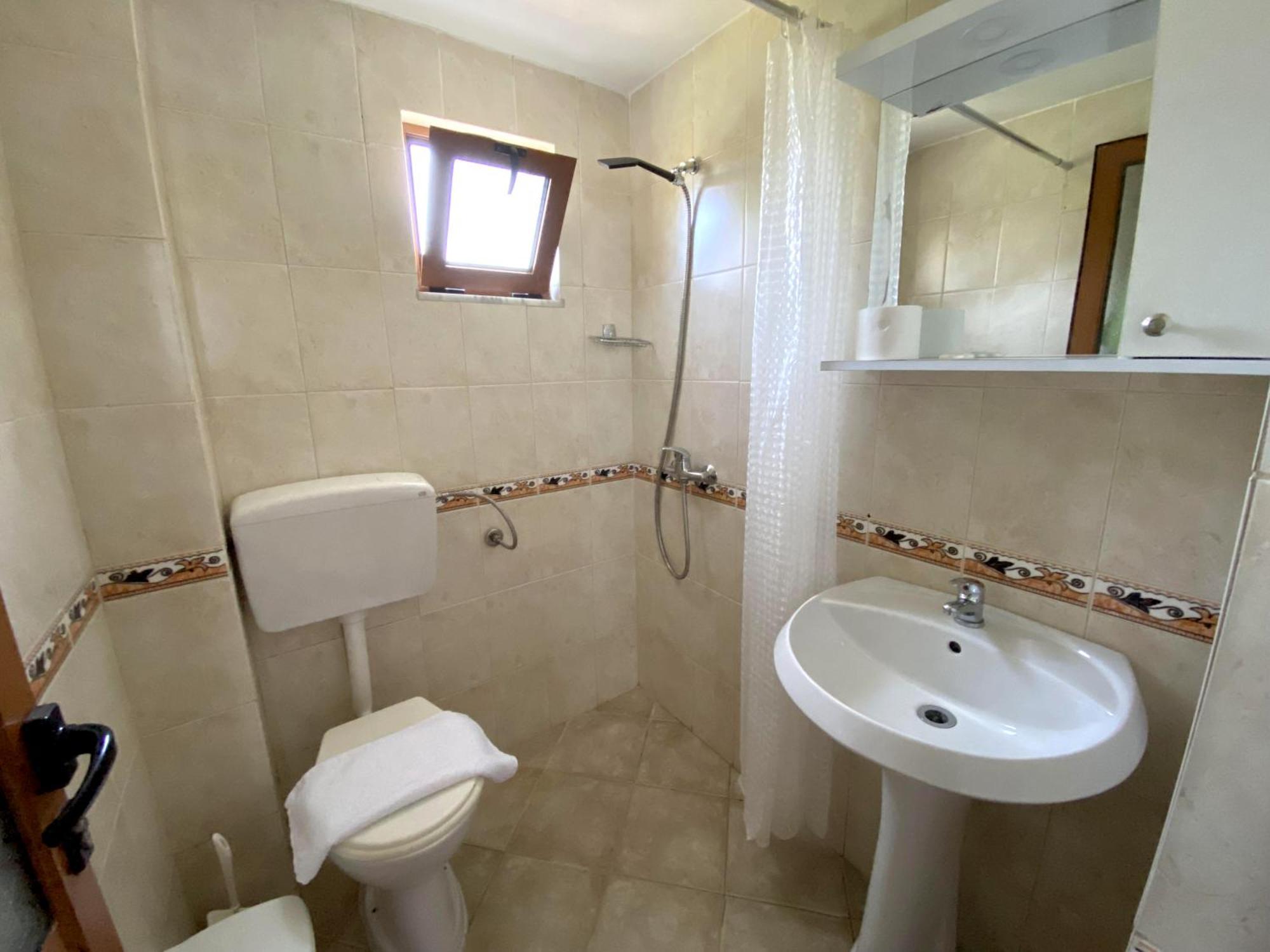 Flutura Apartments Vlorë 外观 照片